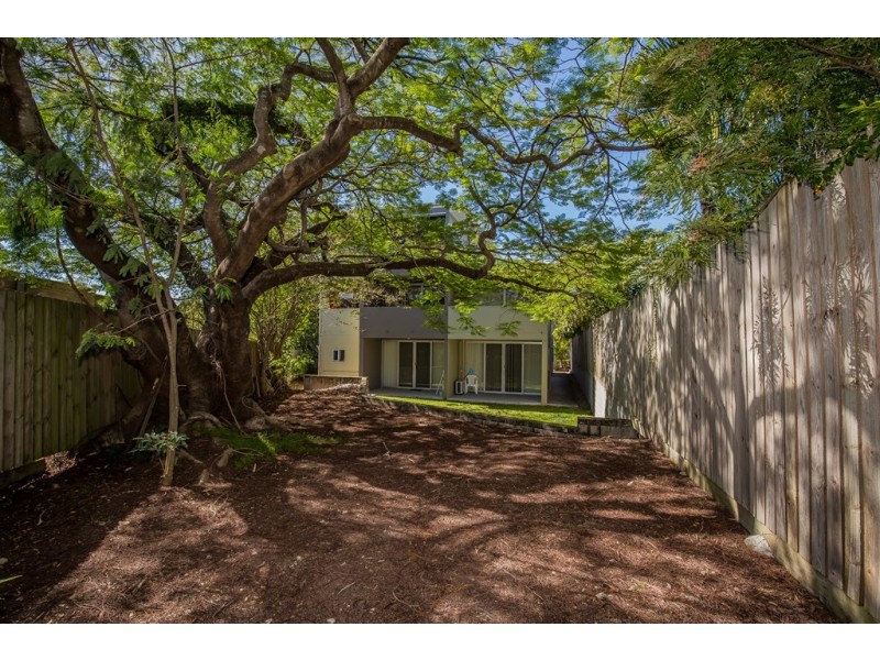 25 Park Road, Yeronga QLD 4104