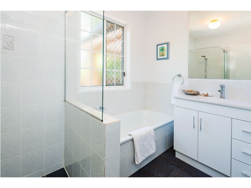 62 Coolong Street, Mount Gravatt East QLD 4122