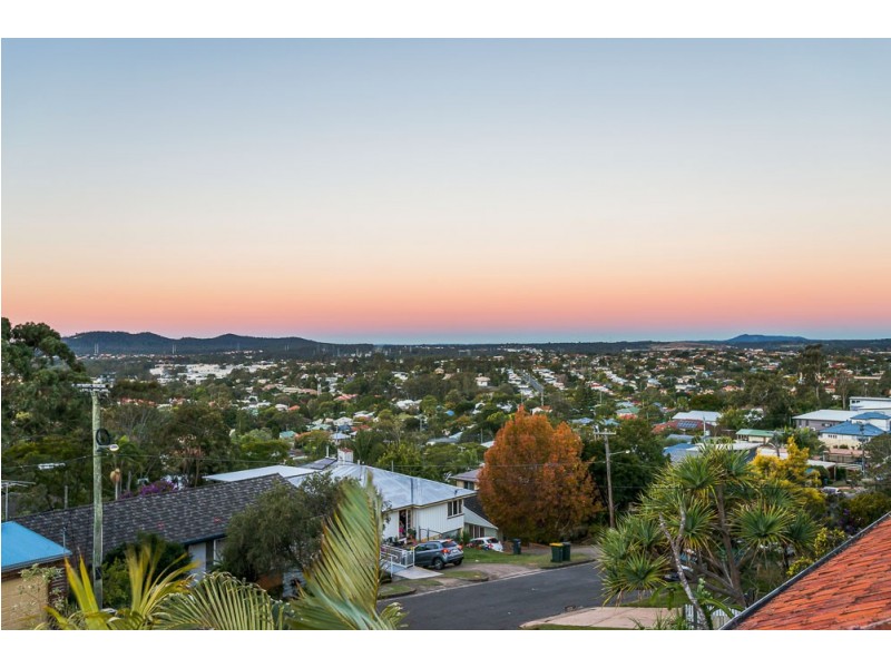 106 Hoff Street, Mount Gravatt East QLD 4122