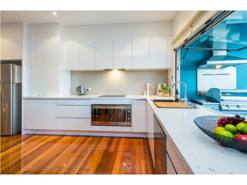 36 Hockings Street, Holland Park West QLD 4121