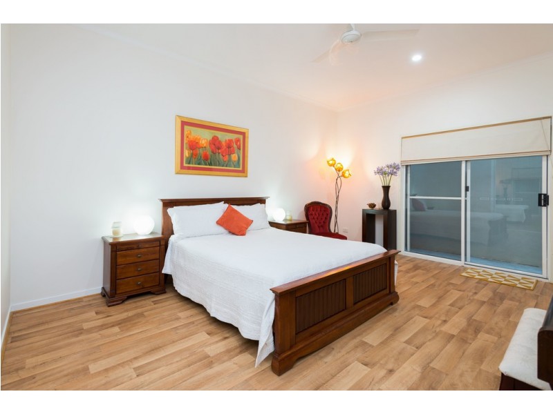 36 Hockings Street, Holland Park West QLD 4121