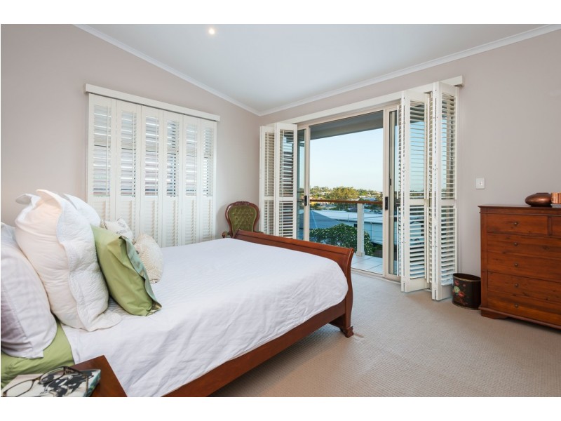 36 Hockings Street, Holland Park West QLD 4121