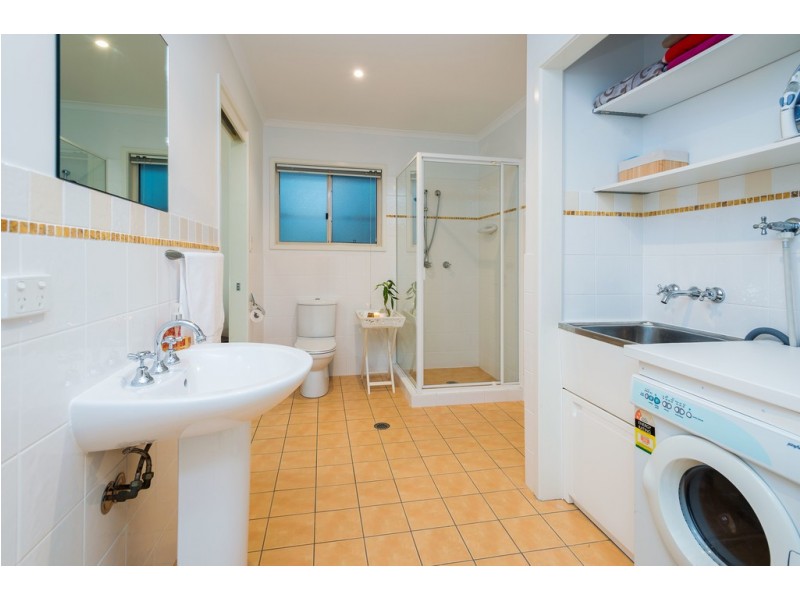 36 Hockings Street, Holland Park West QLD 4121