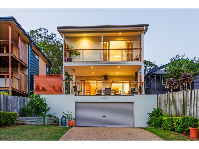 36 Hockings Street, Holland Park West QLD 4121