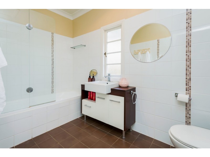 37 Invermore Street, Mount Gravatt East QLD 4122