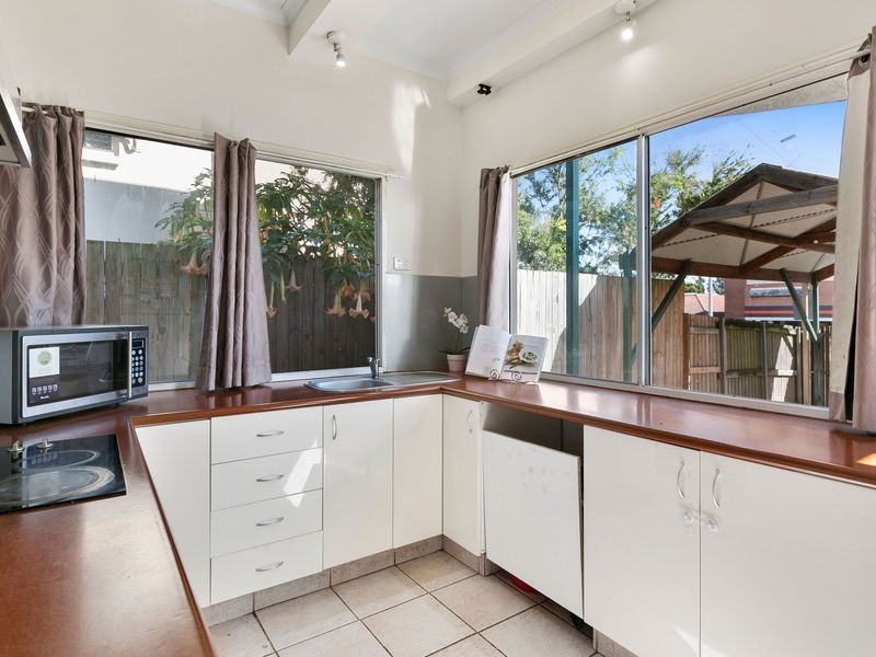 12 Franklin Street, Annerley QLD 4103