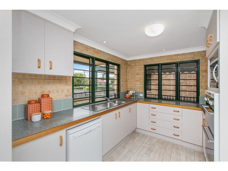 31 Brassey Street, Fairfield QLD 4103