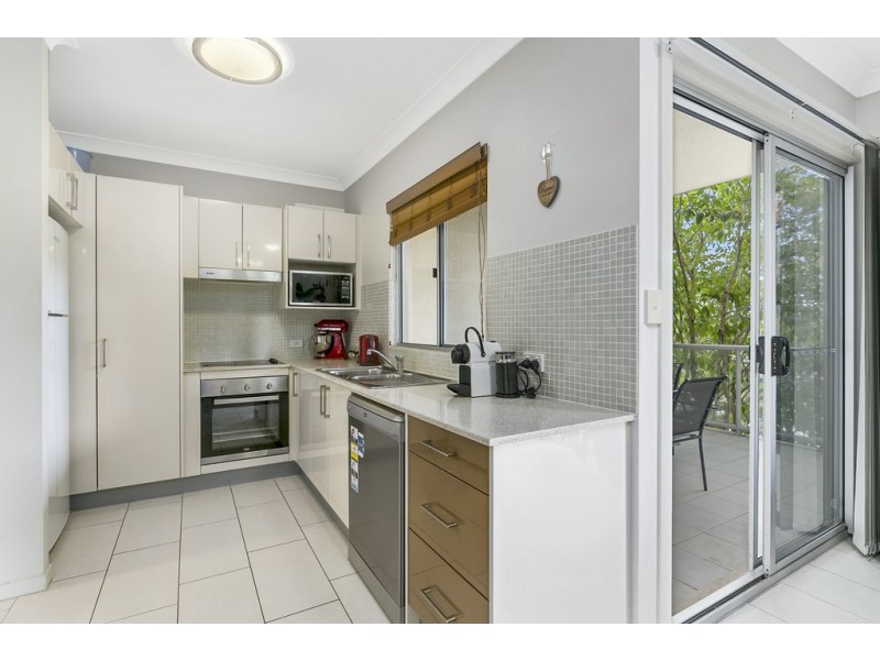 4/102 Melton Road, Nundah QLD 4012