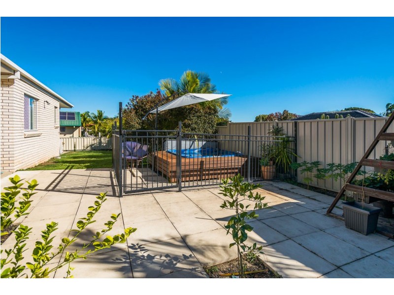 4 Vermeer Close, Mackenzie QLD 4156