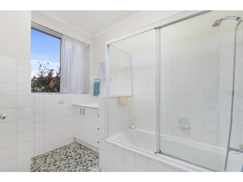 2/8 Blackburn Street, Moorooka QLD 4105