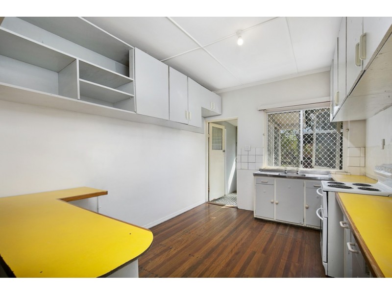 9 Celtic Street, Coopers Plains QLD 4108