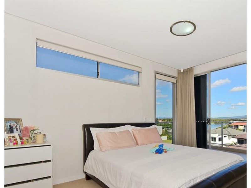 3307/2 Activa Way, Hope Island QLD 4212