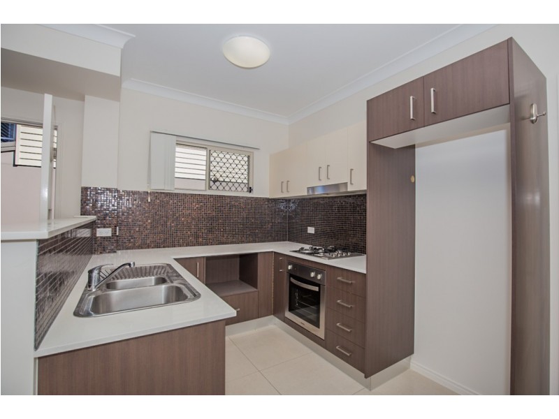 2/52 Helles Street, Moorooka QLD 4105
