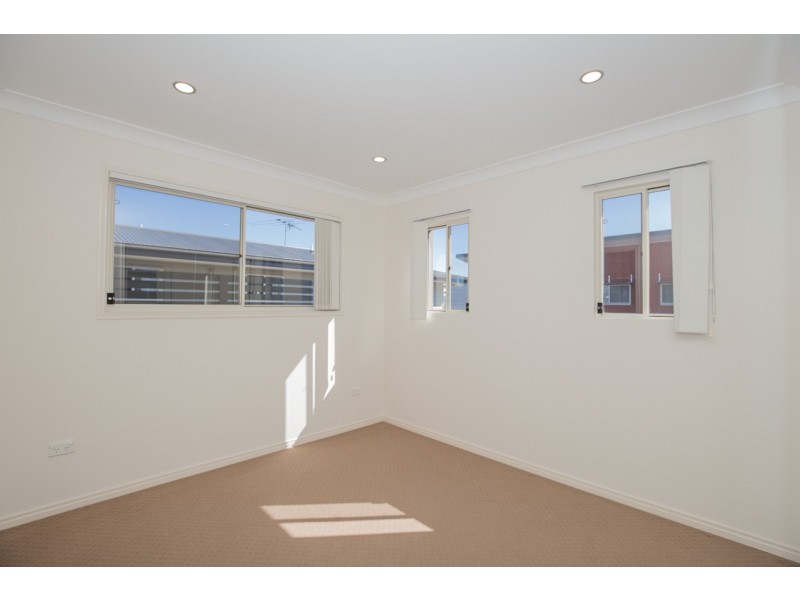 2/52 Helles Street, Moorooka QLD 4105