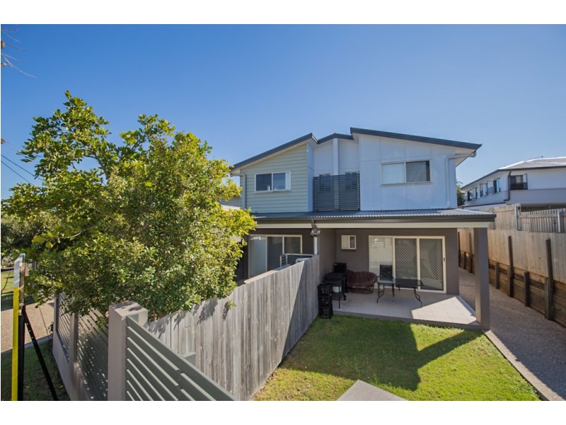2/52 Helles Street, Moorooka QLD 4105