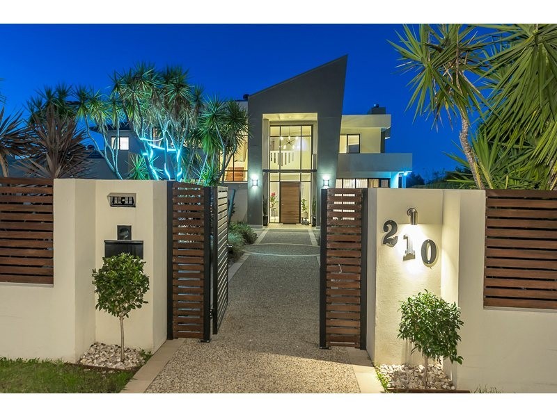 210 Brimblecombe Circuit, Pullenvale QLD 4069