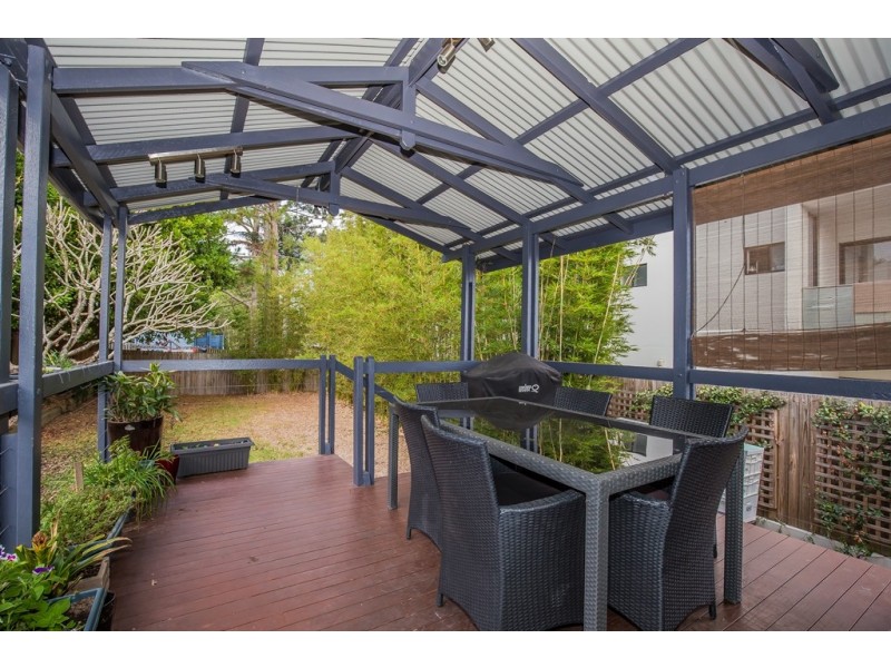 36 Fairfield Road, Fairfield QLD 4103