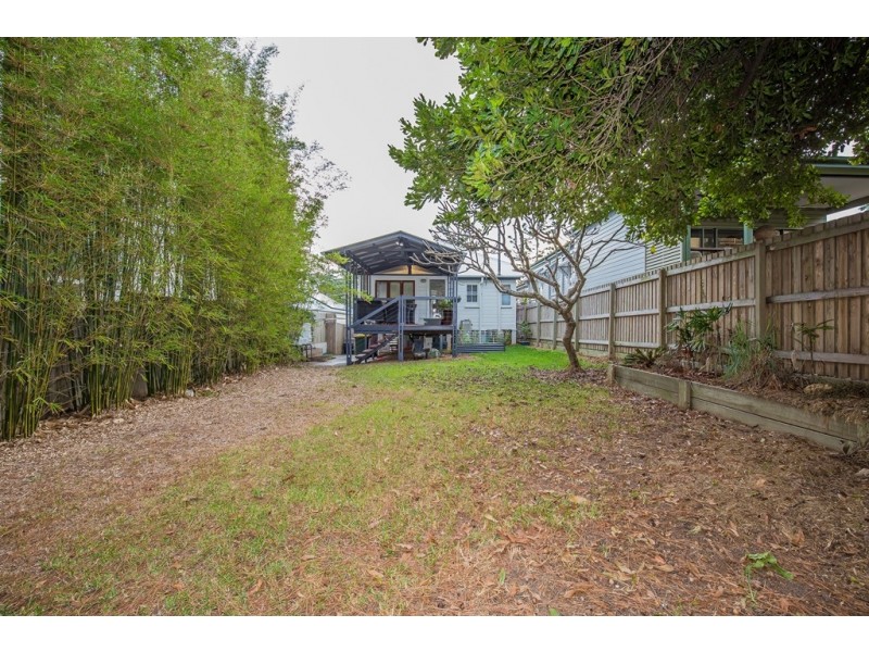 36 Fairfield Road, Fairfield QLD 4103