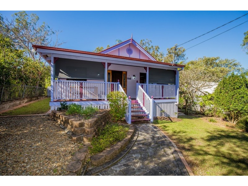 83 Fegen Drive, Moorooka QLD 4105