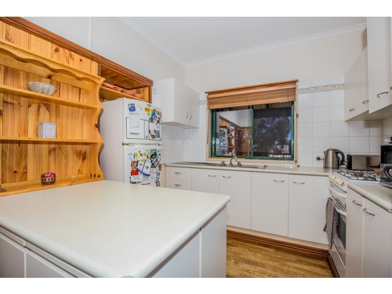 83 Fegen Drive, Moorooka QLD 4105