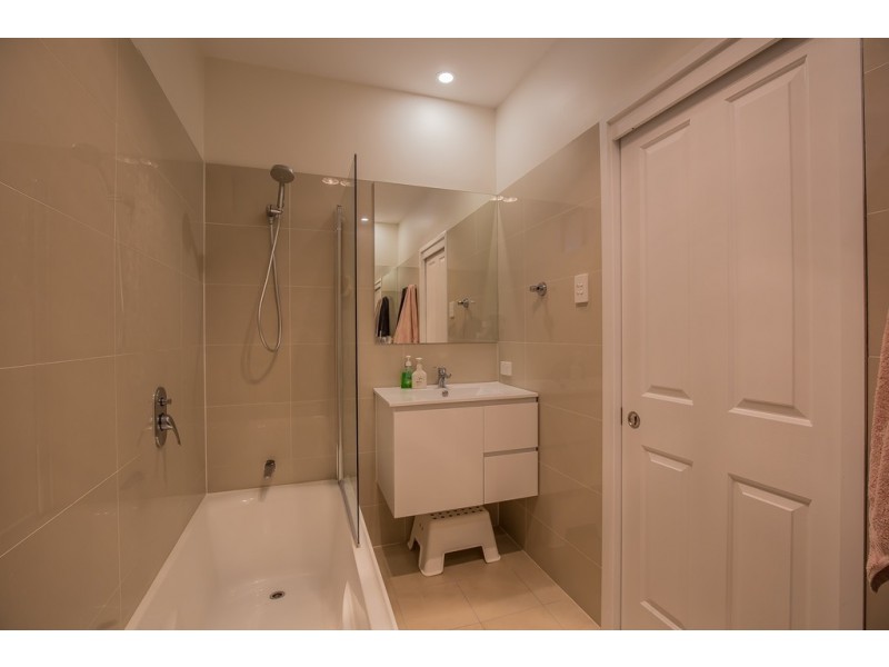 83 Fegen Drive, Moorooka QLD 4105