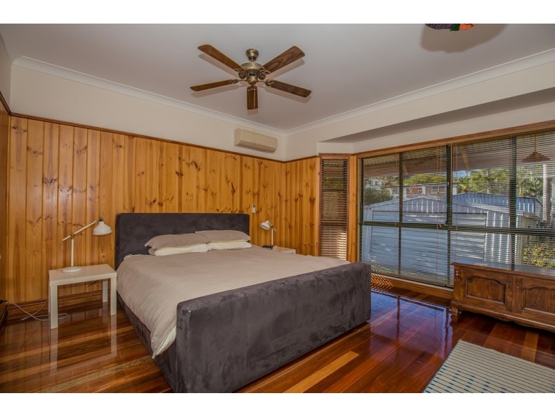 83 Fegen Drive, Moorooka QLD 4105