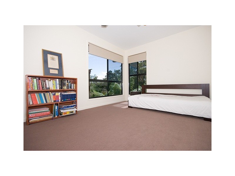 21 Corvus Way, Robina QLD 4226