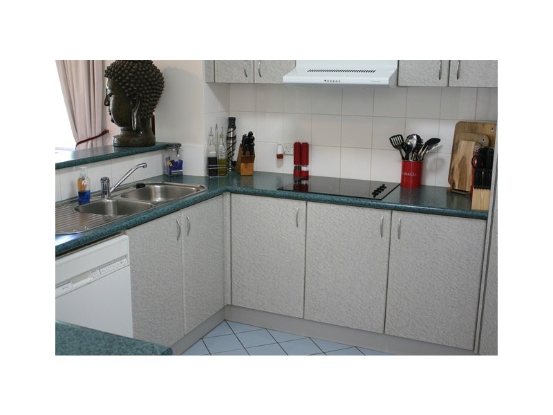 23/3 Bronberg Crt, Southport QLD 4215