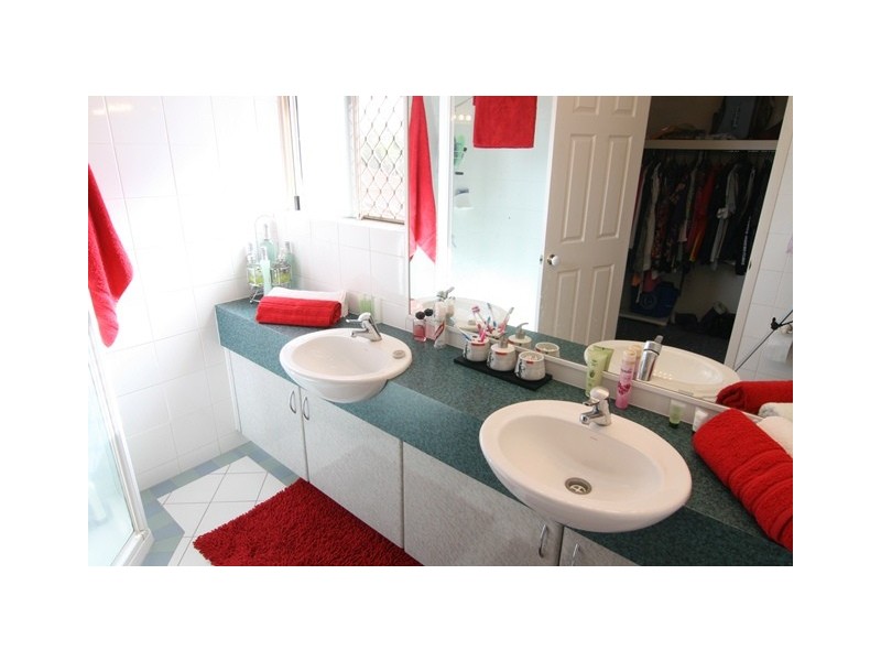 23/3 Bronberg Crt, Southport QLD 4215