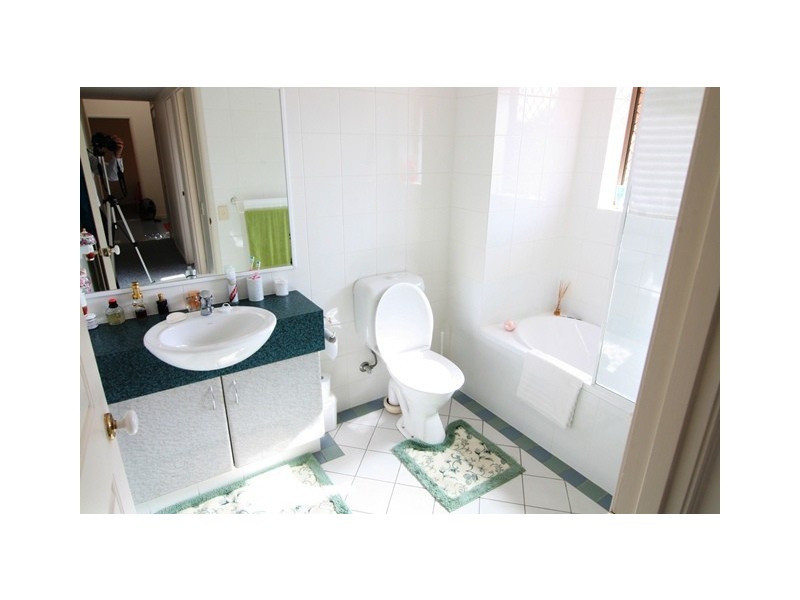 23/3 Bronberg Crt, Southport QLD 4215