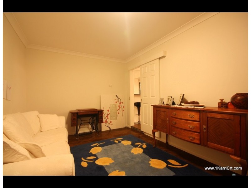 2/1 Karri Crt, Burleigh Heads QLD 4220