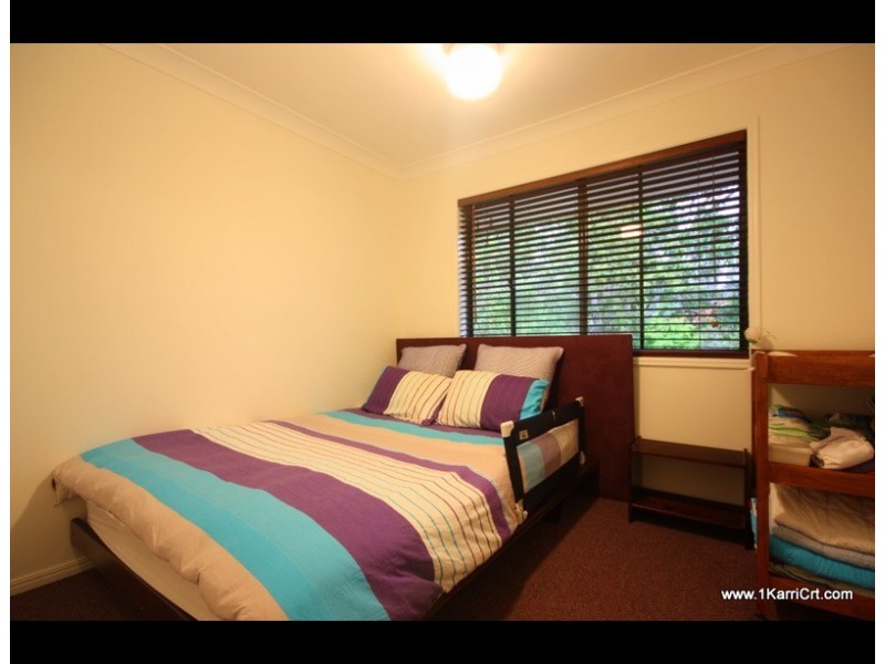 2/1 Karri Crt, Burleigh Heads QLD 4220