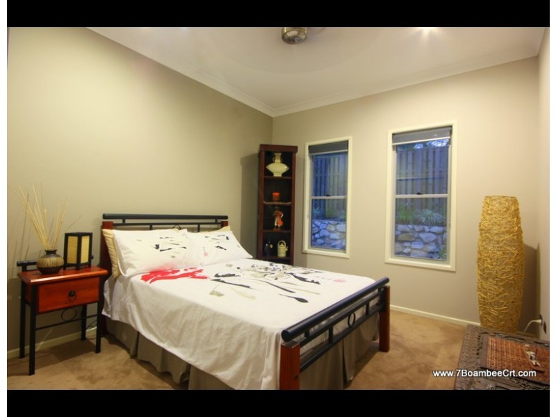 7 Boambee Court, Reedy Creek QLD 4227