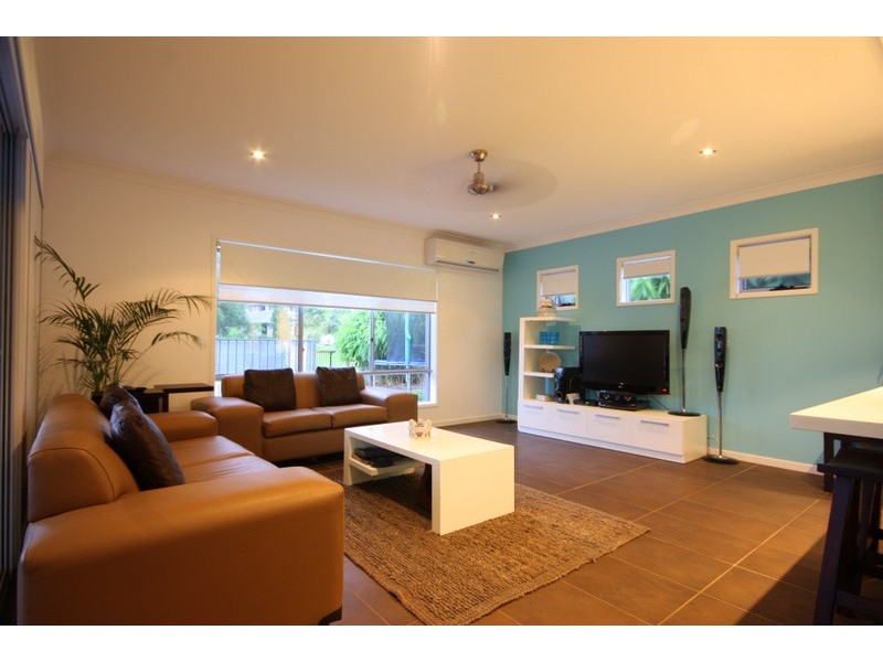 13 Aquarius Street, Reedy Creek QLD 4227