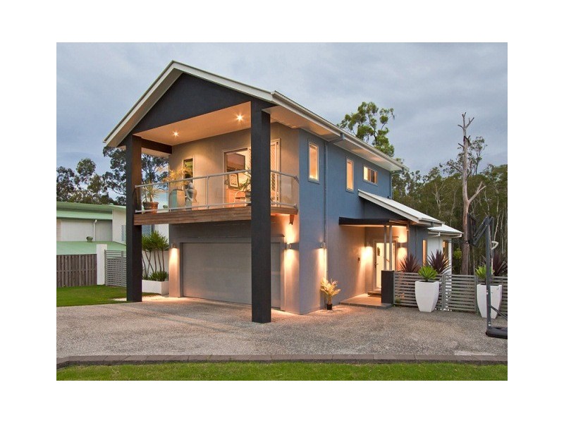 38 Castello Circuit, Varsity Lakes QLD 4227