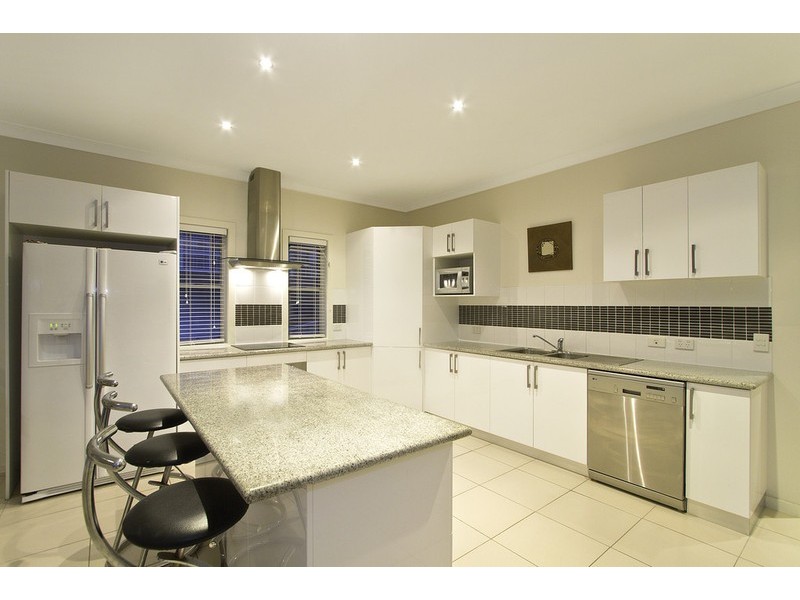 24 Snowwood Street, Reedy Creek QLD 4227