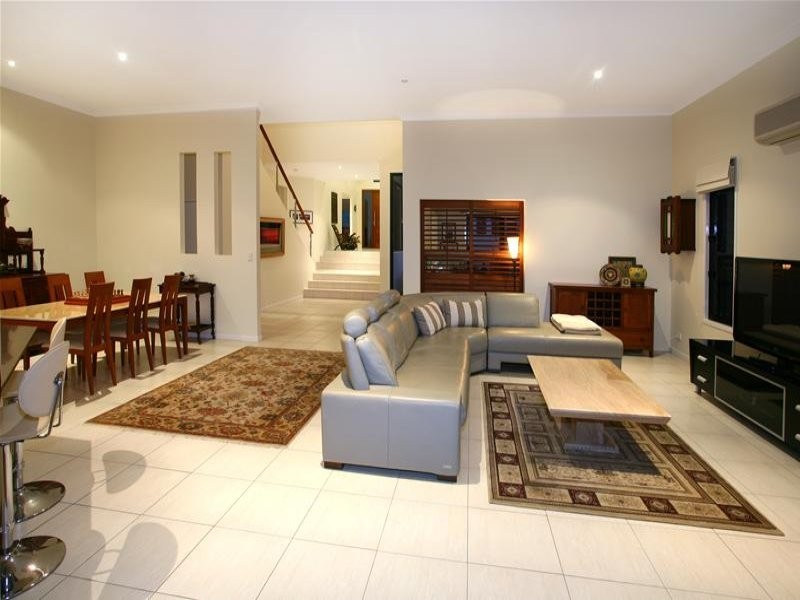 7 Lacerta Avenue, Robina QLD 4226