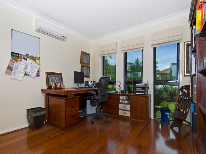 7 Lacerta Avenue, Robina QLD 4226