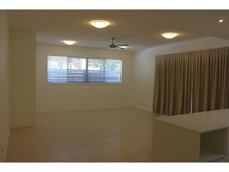 4/31 Loder Street, Biggera Waters QLD 4216