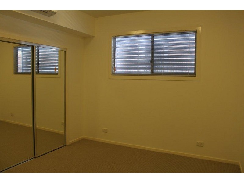 4/31 Loder Street, Biggera Waters QLD 4216