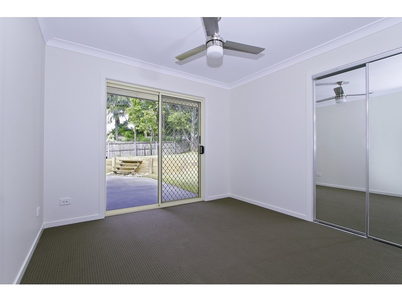 6 Banff Court, Robina QLD 4226