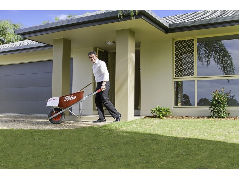 6 Banff Court, Robina QLD 4226