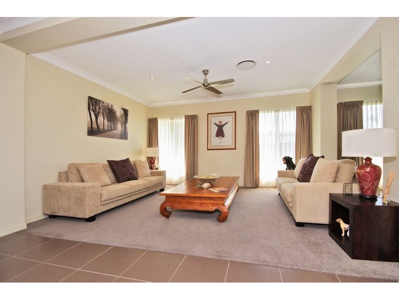 22 Tolga Road, Mudgeeraba QLD 4213