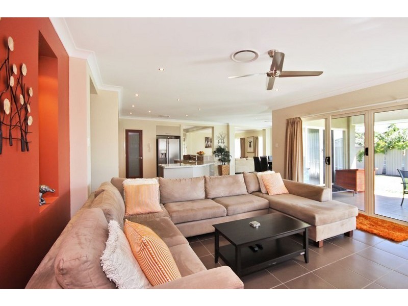 22 Tolga Road, Mudgeeraba QLD 4213