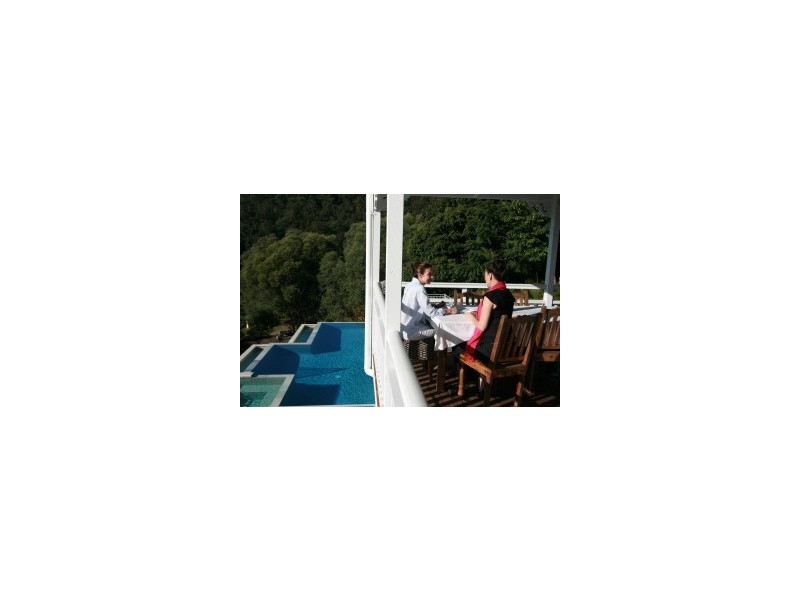 74 Parkmeadows Court, Bonogin QLD 4213