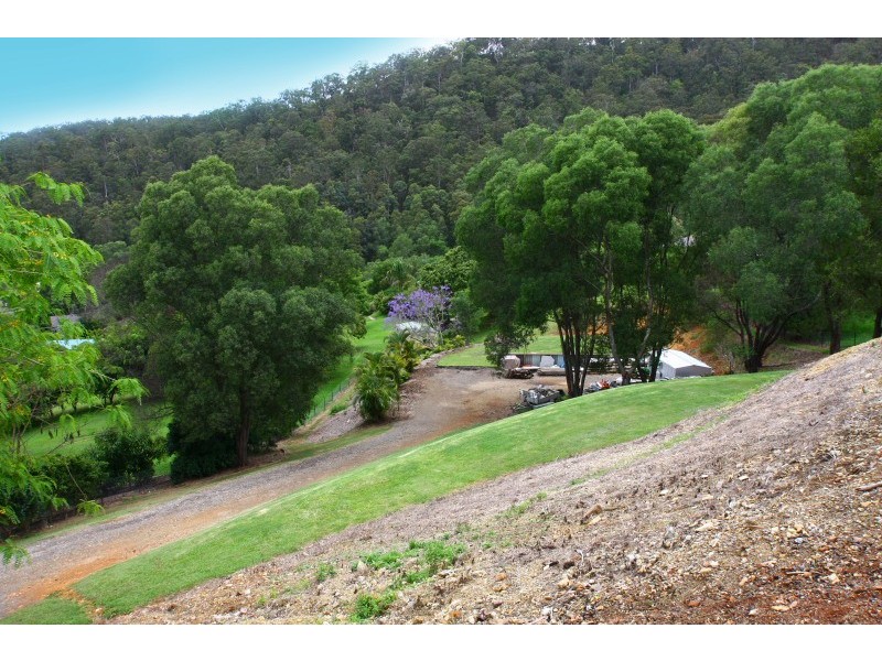 74 Parkmeadows Court, Bonogin QLD 4213