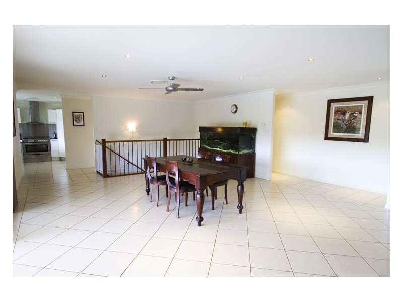 5 Marshall Grove, Bonogin QLD 4213