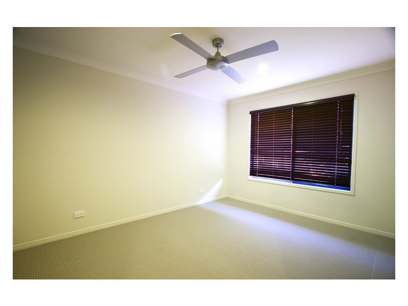5 Marshall Grove, Bonogin QLD 4213