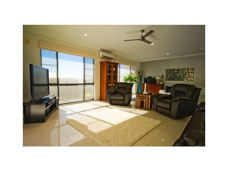 17 Laceflower Court, Reedy Creek QLD 4227