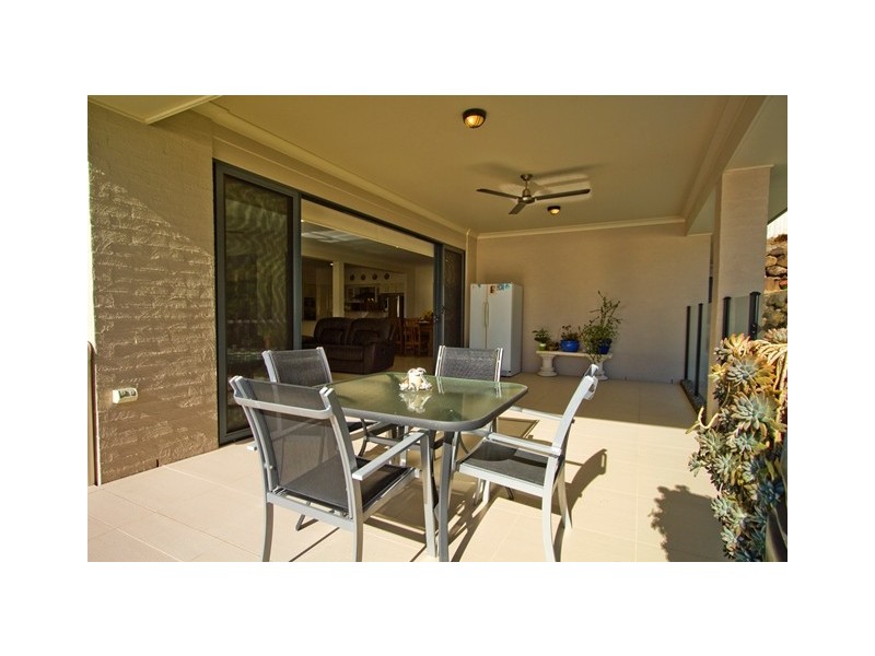 17 Laceflower Court, Reedy Creek QLD 4227